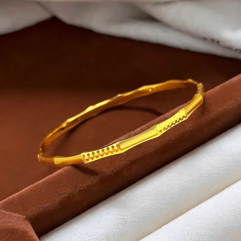 Bracciale in Oro 24K AU999 con - Women Accessories Meaning recensione e prezzo