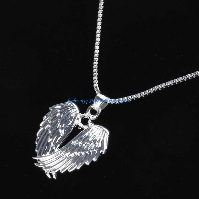 573B Collana con angeliche rea - Women Accessories Meaning recensione e prezzo