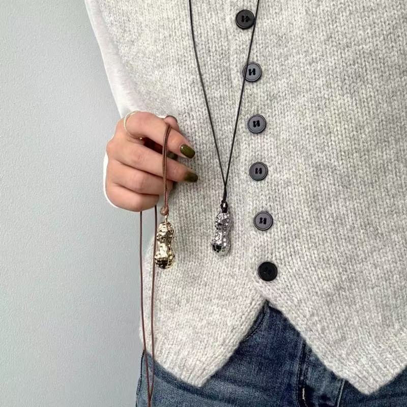 Collana con Ciondolo a Forma d - Women Accessories Meaning recensione e prezzo