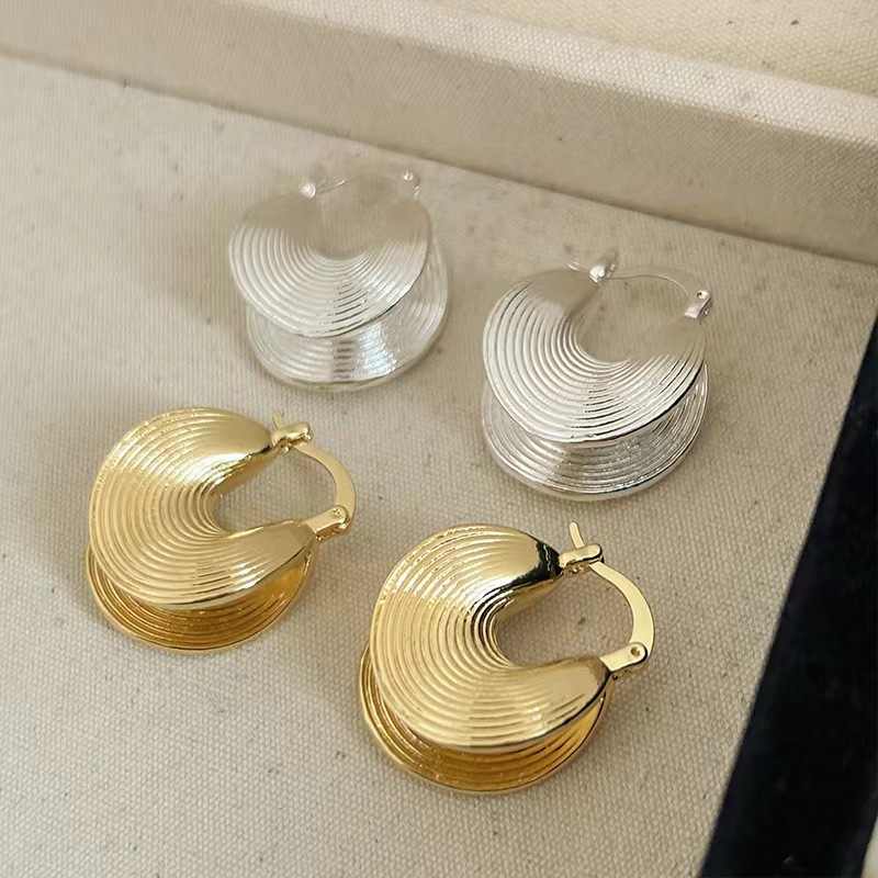 Orecchini a Cerchio Placcati O - Women'S Affordable Accessories recensione e prezzo