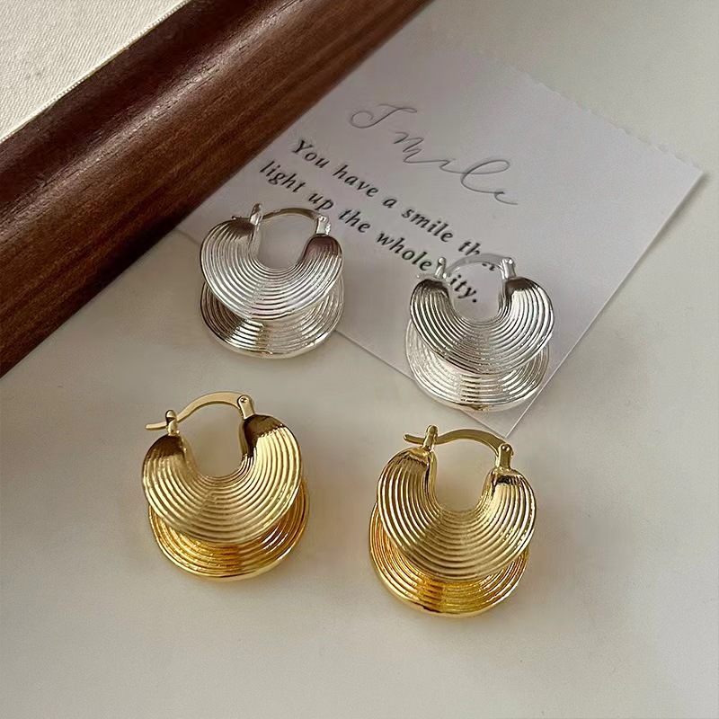 Orecchini a Cerchio Placcati O - Women'S Affordable Accessories recensione e prezzo