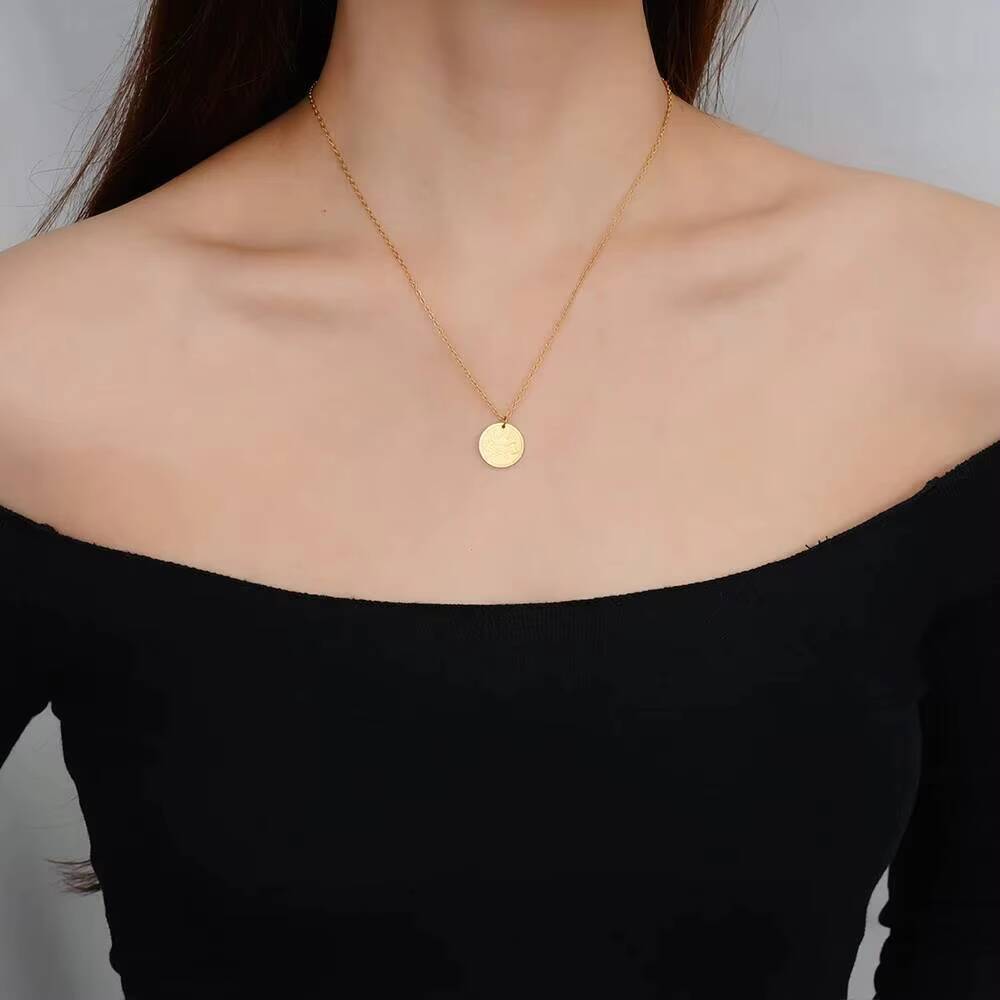 Collana con ciondolo ascia vic - Coin Necklace Delicate recensione e prezzo