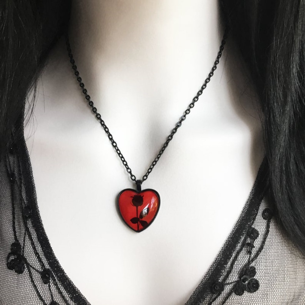 Collana cammeo con fiore di ro - Women'S Victorian Accessories recensione e prezzo